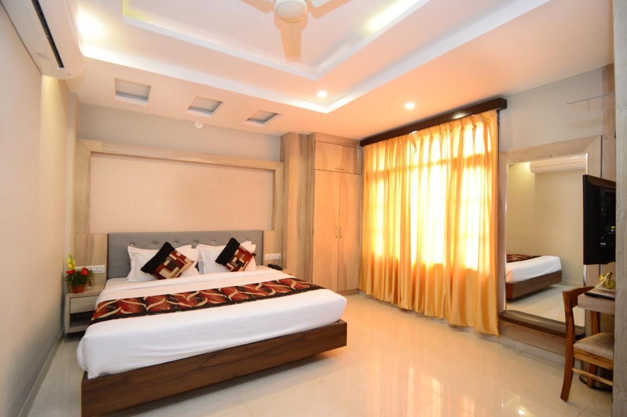Hopp Inn Udaipur Exterior foto