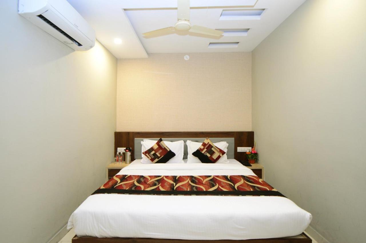 Hopp Inn Udaipur Exterior foto