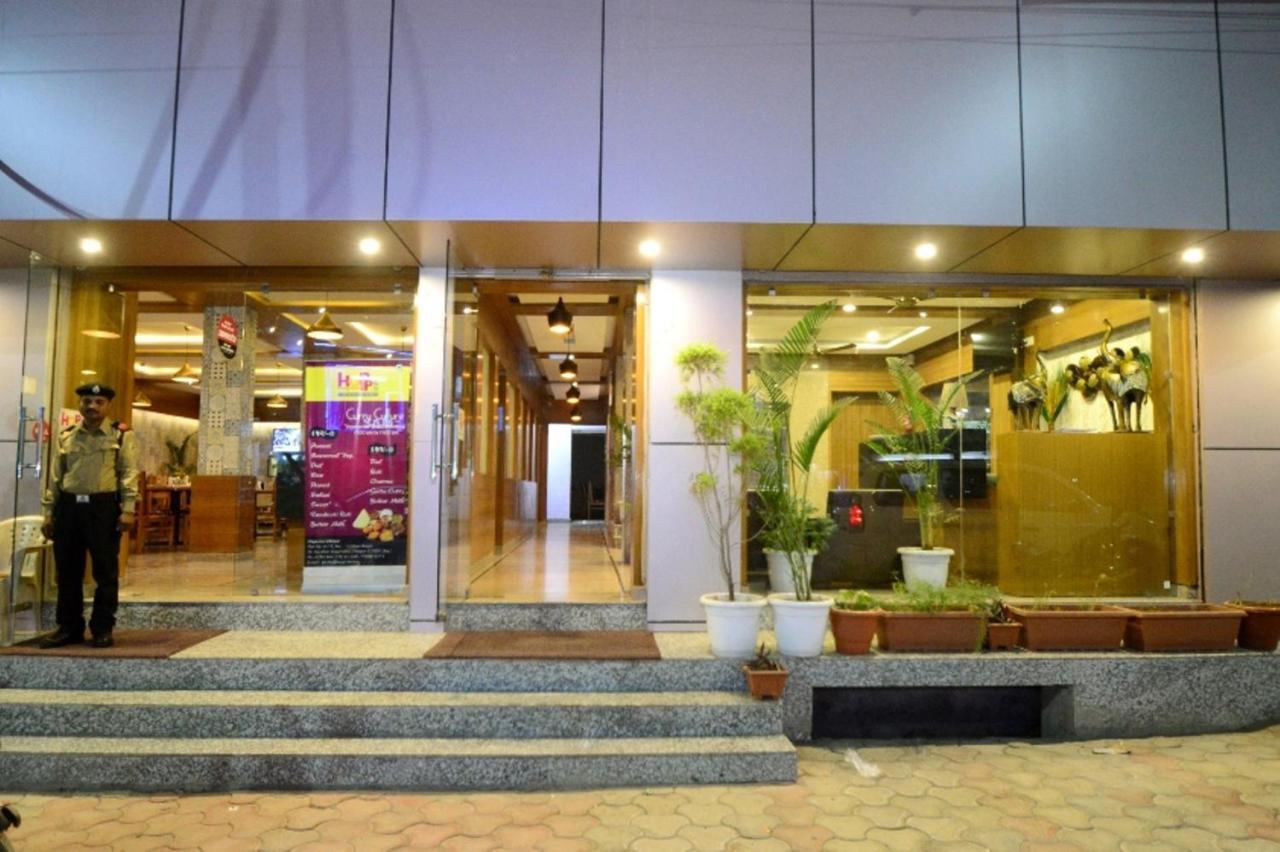 Hopp Inn Udaipur Exterior foto